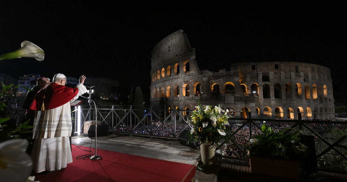 la via crucis di papa leone supera il grande fratello sempre bene quarto grado da Iltempo.it la via crucis di papa leone supera il grande fratello sempre bene quarto grado