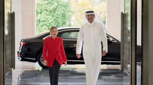 Meloni, tour diplomatico nel Golfo: Si decide sulla nostra sicurezza