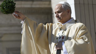 "Chi ha il potere di scatenare guerre scelga la pace". L'appello di Papa Leone