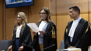 Chat di gruppo inviolabile, i giudici ribaltano la sospensione della &ldquo;criticona&rdquo;