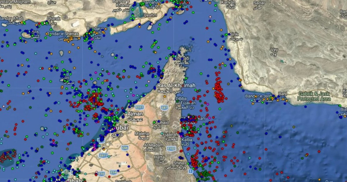 Solo 15 navi al giorno. Stretto di Hormuz, l'Iran detta le regole