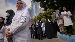 Netanyahu apre ai negoziati col Libano. Khamenei: Controlleremo Hormuz