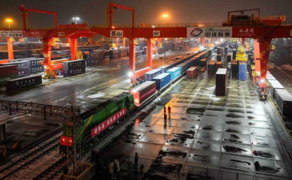 China Railway Express, boom di viaggiatori per la rotta transcaspica Xìan-Baku