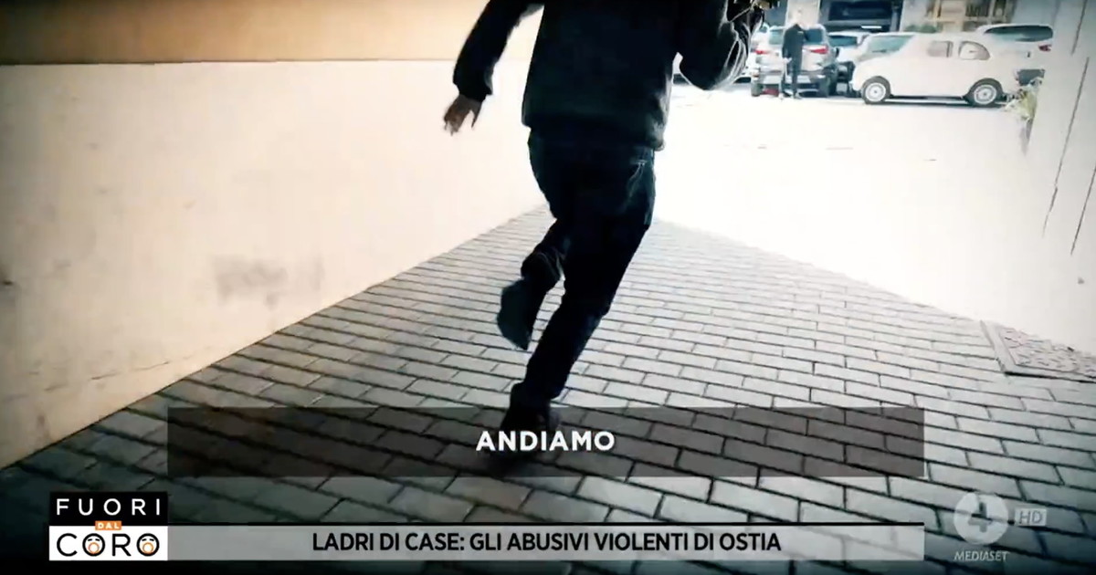 Ostia, è ai domiciliari e aggredisce la troupe di Fuori dal Coro: portato a Rebibbia