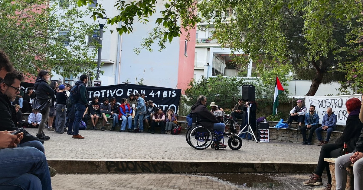 Anarchici in piazza, lotta per Cospito e i bombaroli: 