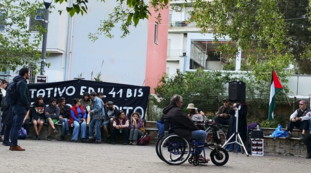 Anarchici in piazza, lotta per Cospito e i bombaroli: Noi come i partigiani