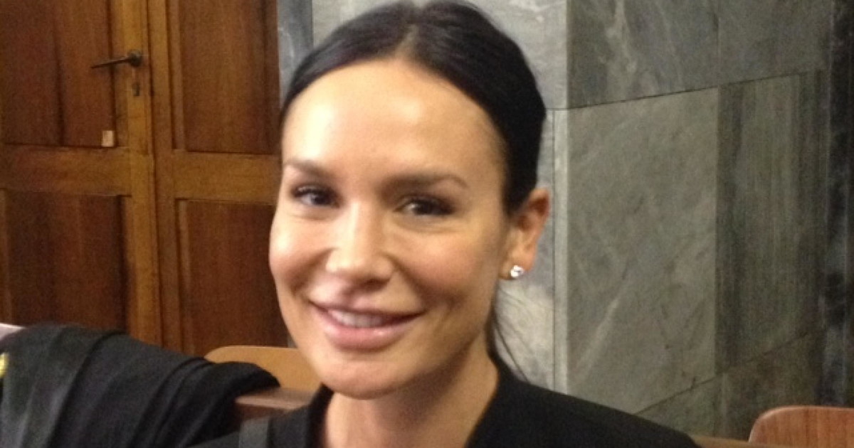 Minetti graziata da Mattarella per la salute di un familiare minorenne