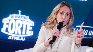 Arianna Meloni gela la sinistra: “Il governo va fino all'ultimo giorno di legislatura”