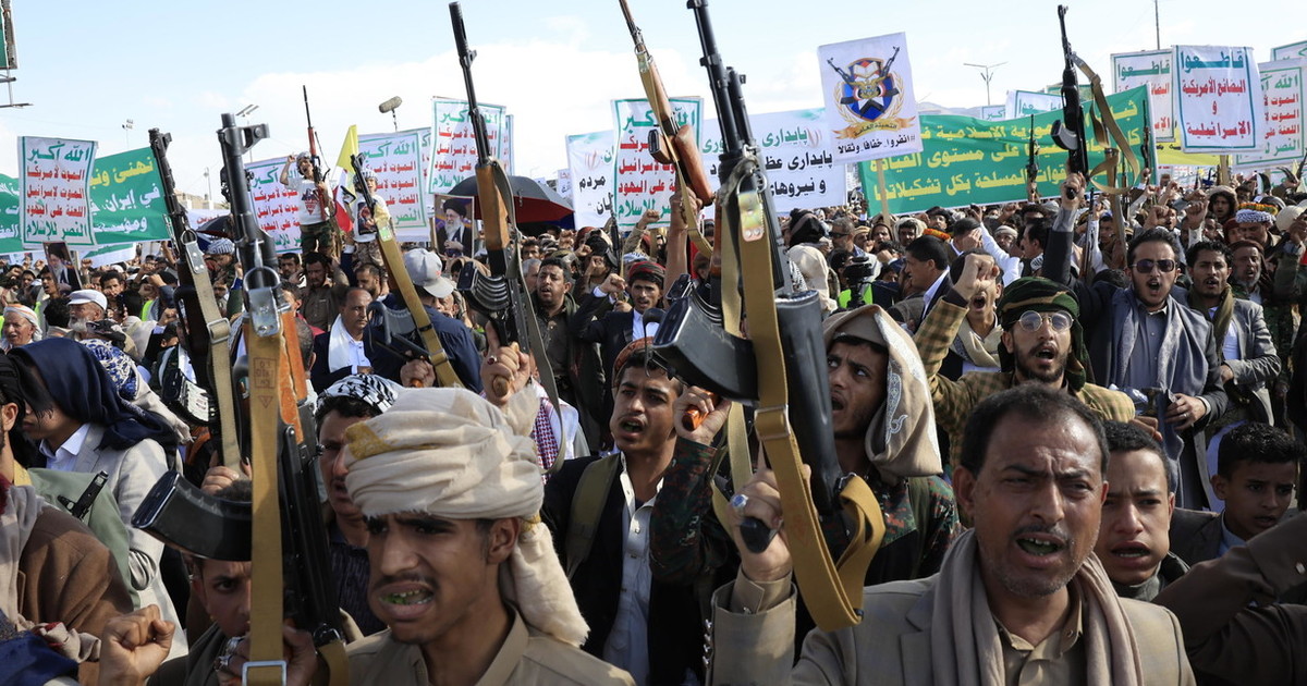 Attenti al vortice mortale. Hormuz, i pasdaran minacciano Trump