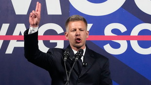 Abbiamo scritto la storia. Ungheria, vince Magyar. Finisce l'era Orban