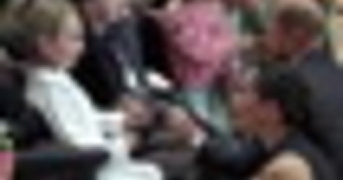 Harry e Meghan in Australia, la visita a un ospedale pediatrico