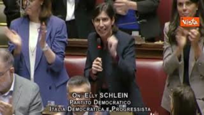 Schlein alla Camera difende Meloni da Trump: Nessuno attacchi Governo italiano, noi per la pace