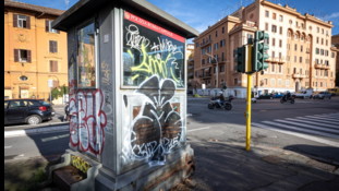 Sessanta gabbiotti dei vigili su 82 da smantellare ma mancano i fondi