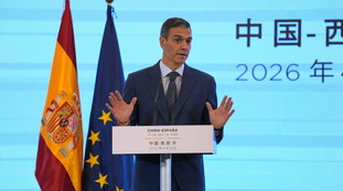 Spagna, il doppio volto del "buon" Sanchez che sgrida l'occidente e fa scorta record di Gas dalla Russia