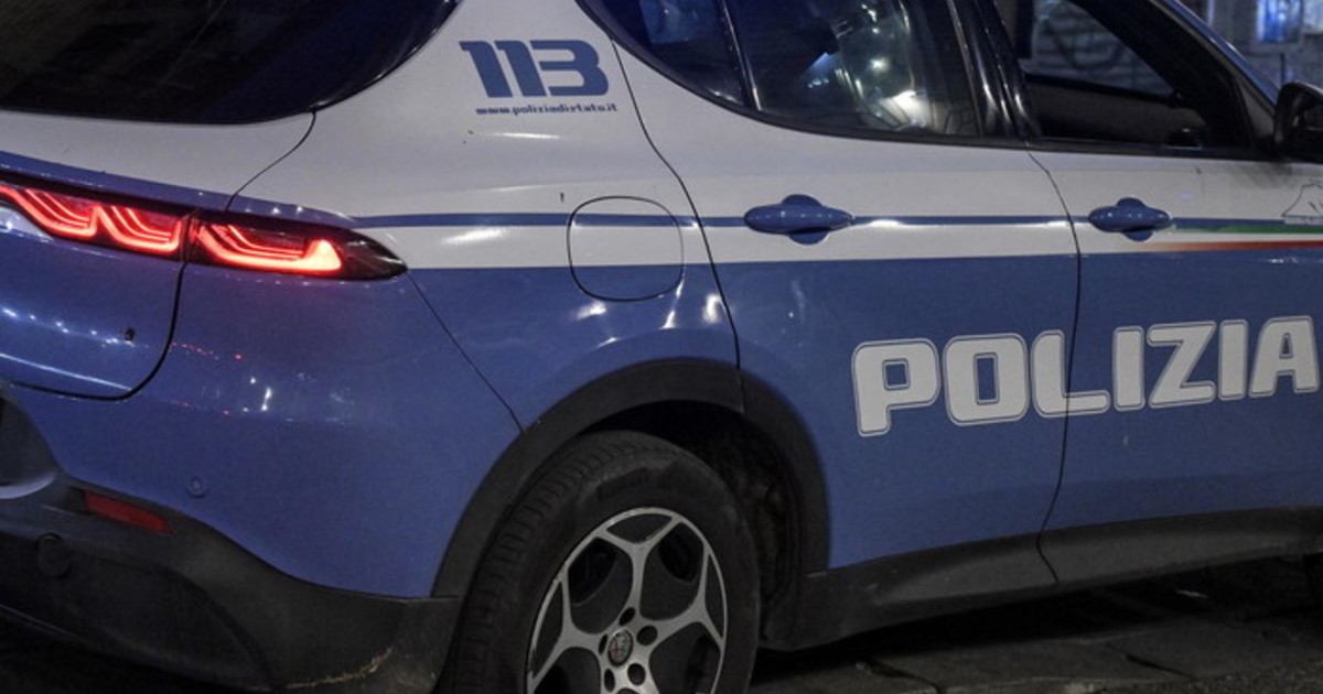 Roma, precipita nel vuoto il giorno della laurea: "Non era iscritta da due anni"