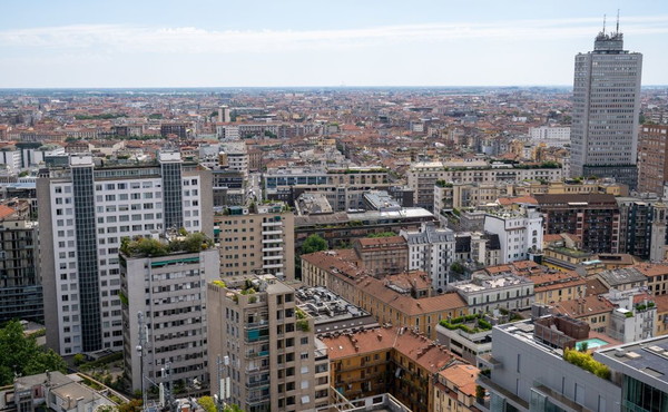 Dossier idealista, da caro energia e inflazione incognite sul mercato immobiliare