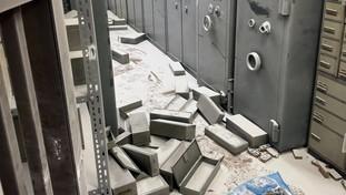 Colpo in banca a Napoli, l'esperto: “Nessuna improvvisazione, piano preciso”. La fuga nelle fogne