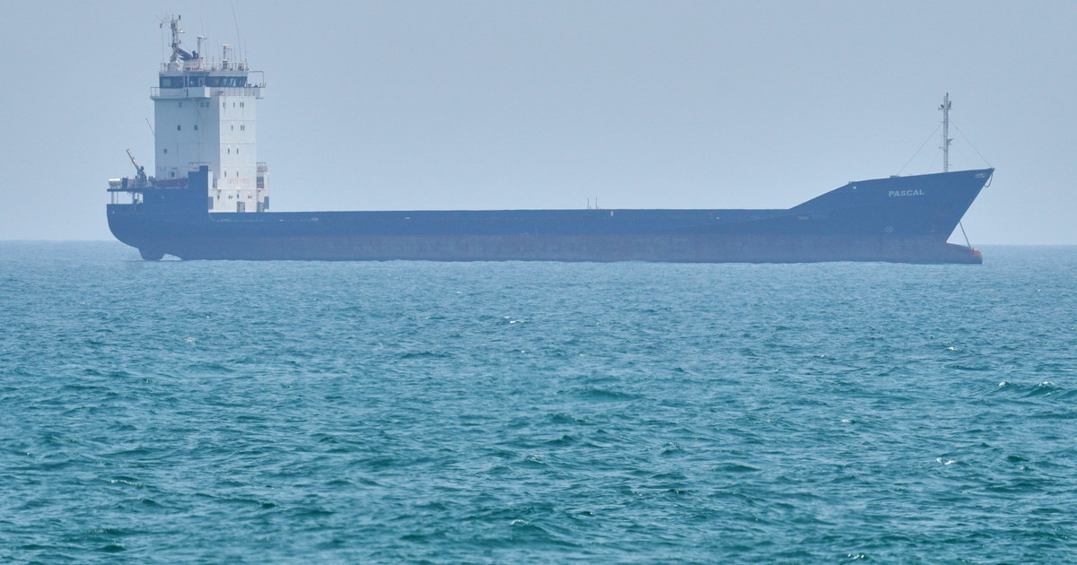 “Molte divergenze”. Pessimismo sui negoziati Usa-Iran e Hormuz resta chiuso