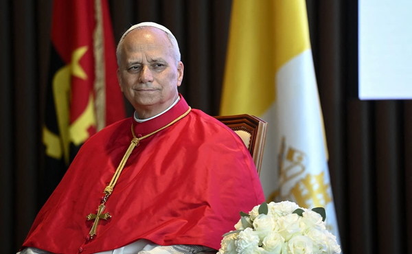 Papa in Angola “Costruire speranza del futuro”