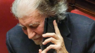 <span style=color: rgb(153, 0, 0);>IL TELEFONISTA</span> - Il M5S ci attacca ma sono ben 33 le chiamate di Scarpinato con Natoli sull'audizione in Antimafia