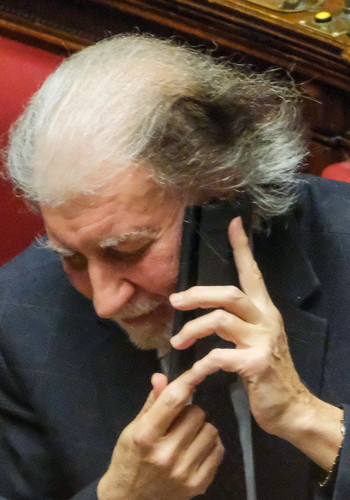 <span style=color: rgb(153, 0, 0);>IL TELEFONISTA</span> - Il M5S ci attacca ma sono ben 33 le chiamate di Scarpinato con Natoli sull'audizione in Antimafia