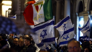 Uomo con la kippah aggredito a Roma: "Odio antiebraico preoccupante&rdquo;. Via alle indagini