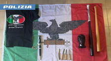 Italia, Digos scova giovane rete neo-nazista: Useremo gli ebrei come palle da calcio. Insulti a Meloni e Schlein