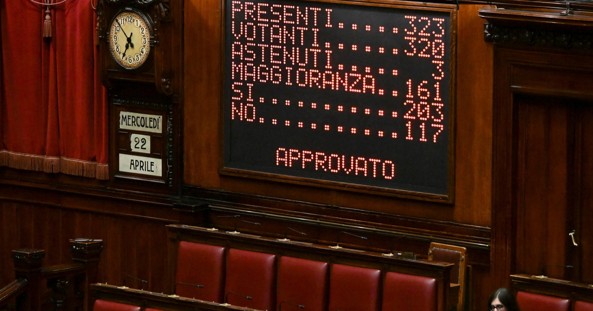 Sì al Dl Sicurezza: furti, minori e manifestazioni. Tutto quello che c'è da sapere