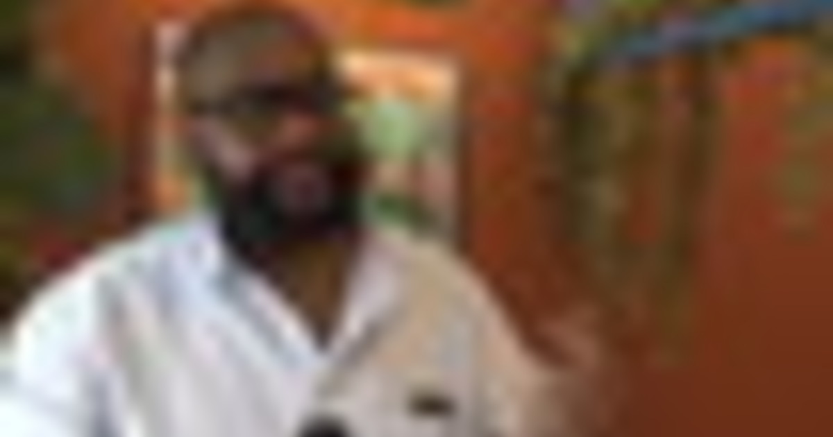 Alla Società delle Api Francis Offman immagina 