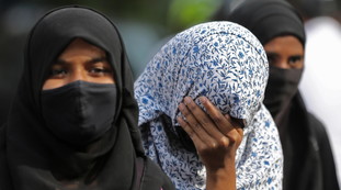 Donna italiana punita perché non prega Allah