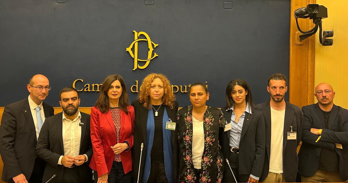 Flotilla sul palco alla Camera per difendere Maduro e Iran