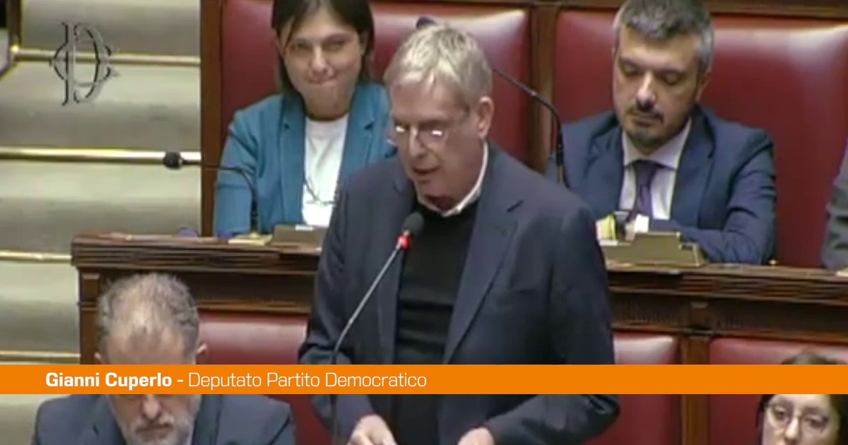 Alla Camera discorso di Cuperlo in stile Cetto La Qualunque contro dl Sicurezza