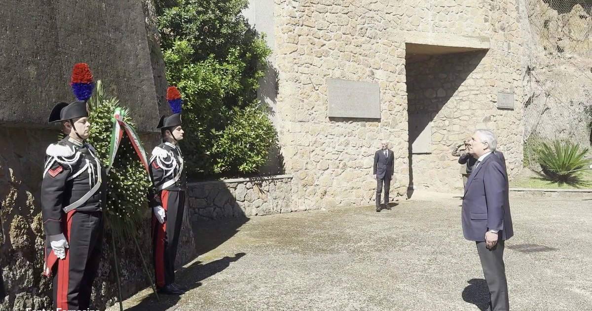 Tajani alle celebrazioni del 25 aprile alle Fosse Ardeatine