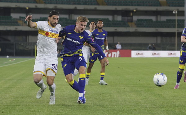 Nessun gol al Bentegodi, il Lecce conquista un punto a Verona