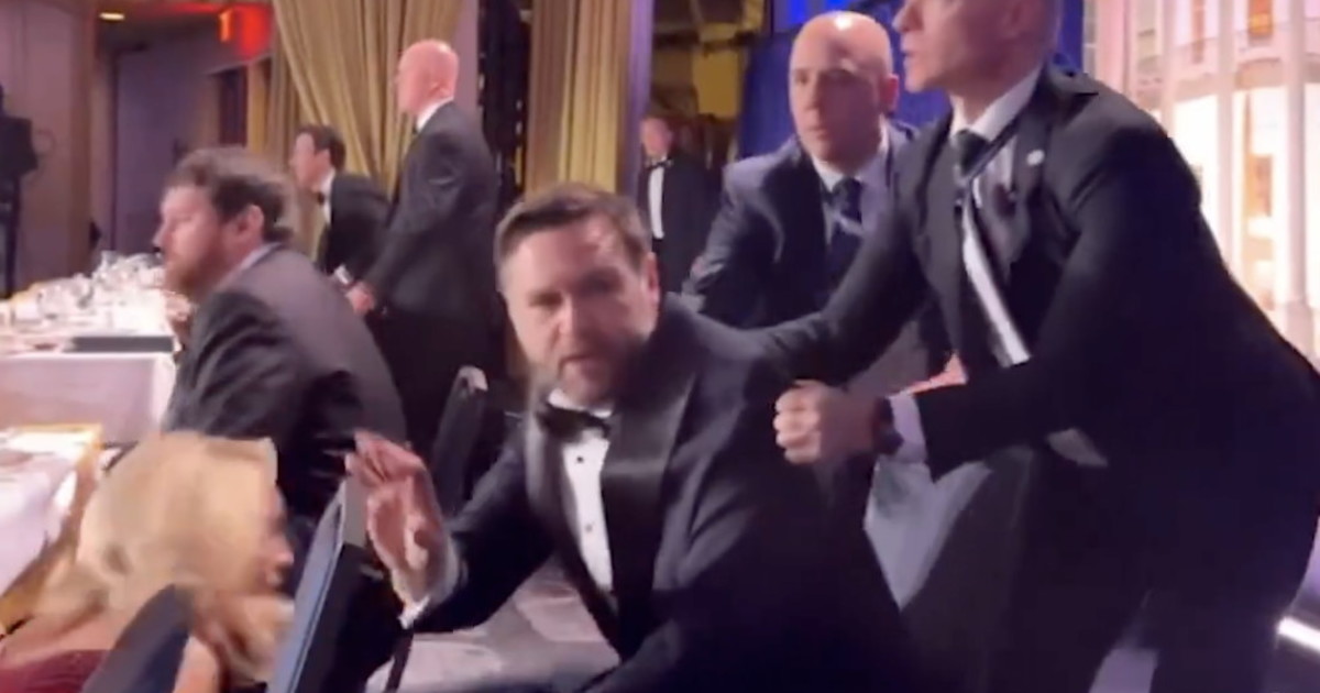 Disparos en gala de la Casa Blanca, Trump ileso: quién es el agresor. Fotos y vídeos