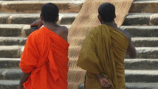 Monaci buddisti in manette: beccati in aeroporto con 110 kg di super cannabis