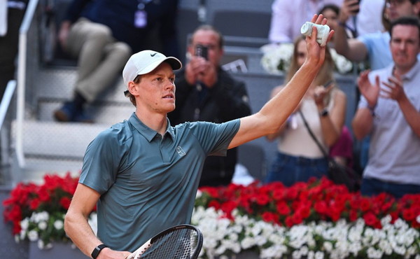 Sinner piega Moller e accede agli ottavi di finale a Madrid