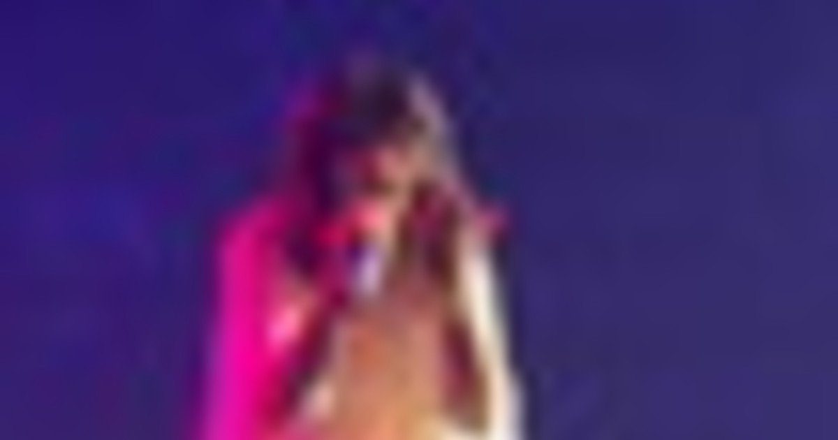 Elisa incanta il Forum, tra nuova musica e messaggi per la pace