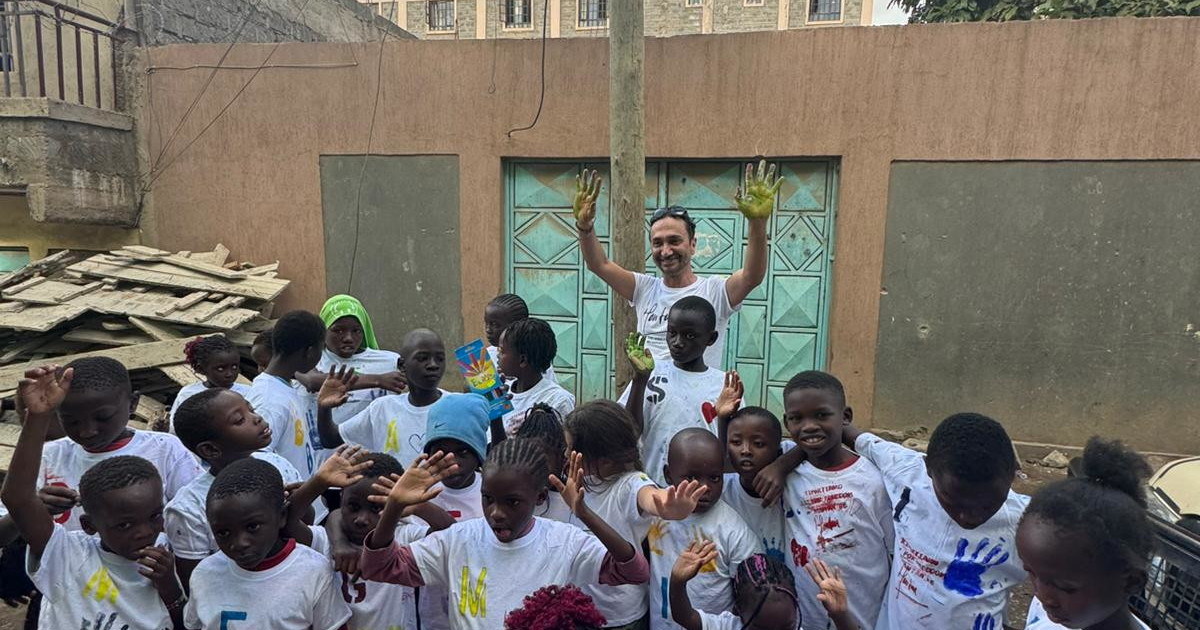 Arte e solidarietà: Howtan Re in Kenya per realizzare laboratori creativi con i bambini orfani