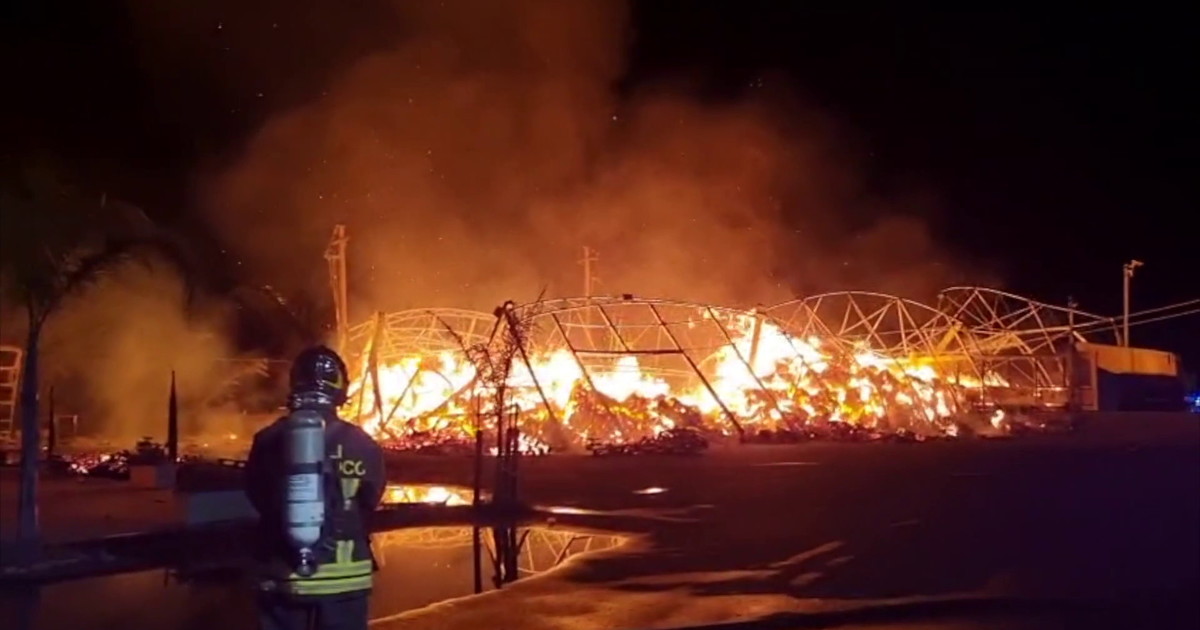 Incendio nella notte a Santa Croce Camerina, nessun coinvolto