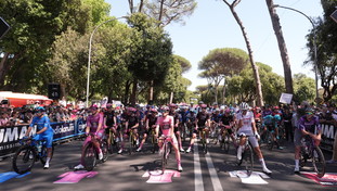 Fiume di soldi pubblici per il Giro targato Rcs