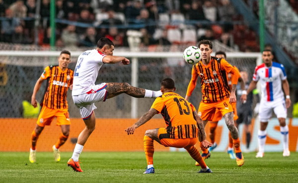 Crystal Palace a un passo dalla finale di Conference, sogna il Rayo