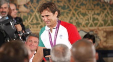 Addio ad Alex Zanardi, ex pilota F1 e atleta paralimpico. Meloni: Italia perde un grande campione