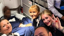 Ita Airways, partorisce durante il volo. L'assistente: Atterrati con un passeggero in più