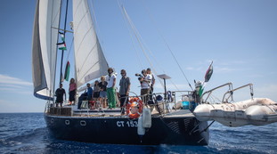 Flotilla, altro giro altra provocazione dopo lo stop: "Ripartiremo"