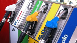 Carburanti, il governo taglia di nuovo le accise. Respirano famiglie e imprese