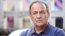 L'ultima di Lucano: l'assistente chiede 767 mila euro a Riace