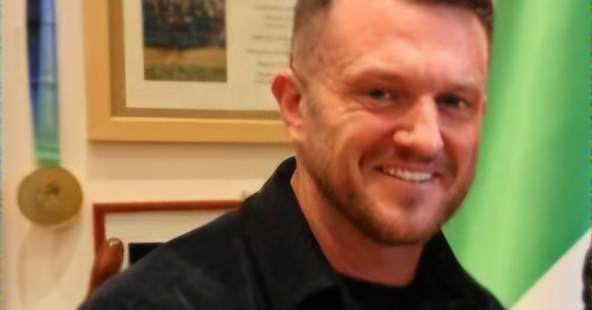 Oxford invita l'attivista anti Islam Tommy Robinson 