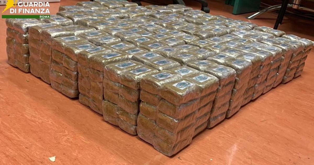 I romani consumano due tonnellate di cocaina al mese