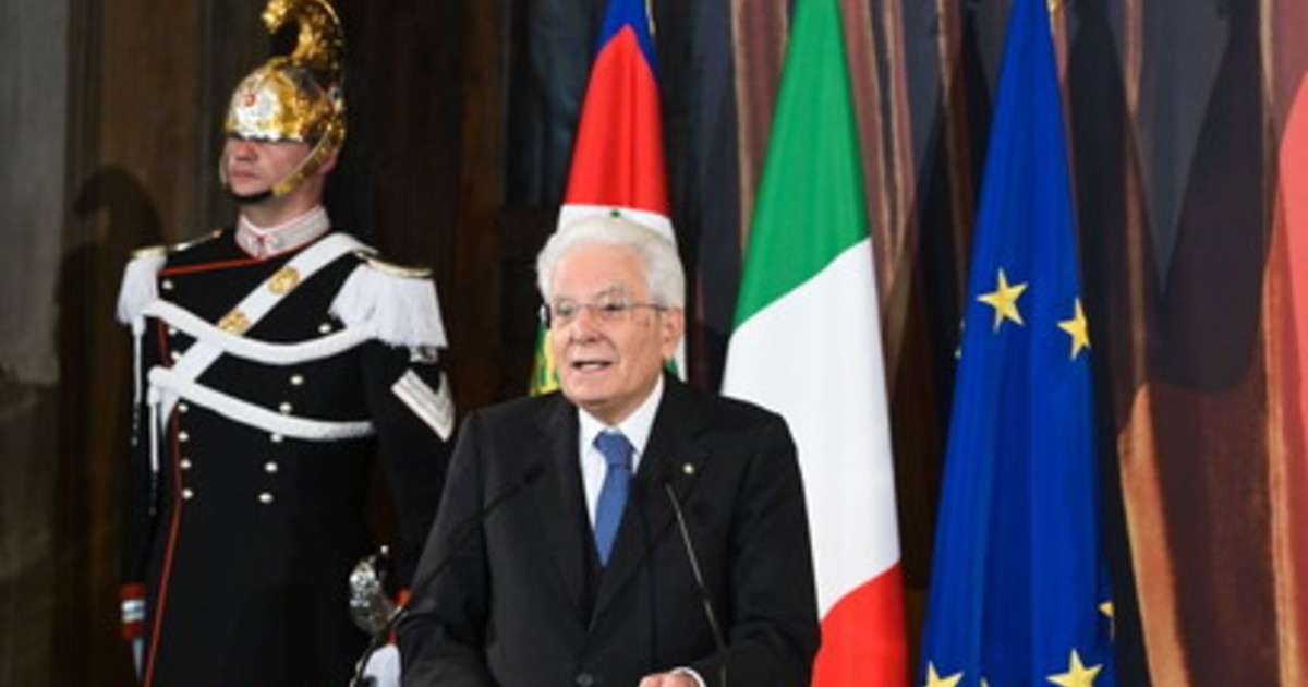 Mattarella “Giovani comunicano con strumenti nuovi, errore diffidarne”
